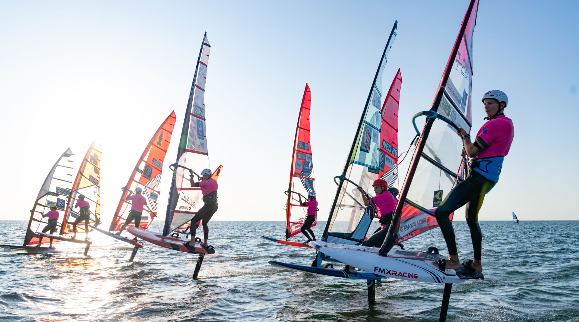 Surfen und Wingfoilen